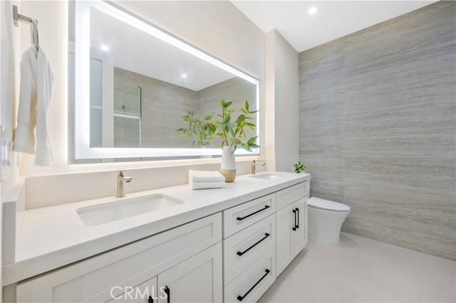 2405 Mathews Avenue, Redondo Beach CA: https://media.crmls.org/medias/c852b116-21c3-4e77-bbe0-162db72f4023.jpg