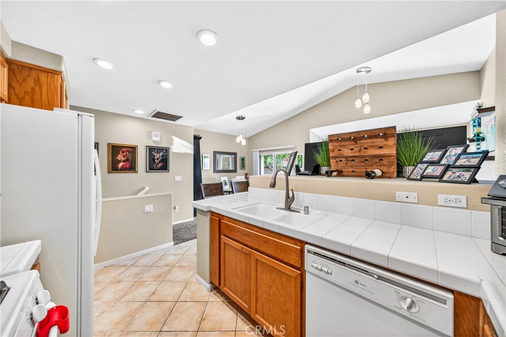 10362 Scripps Poway Parkway - photo 17