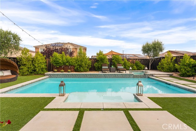 29238 Woodbridge Street, Lake Elsinore CA: https://media.crmls.org/medias/c8536467-2167-400d-9711-e240aabcdfbf.jpg