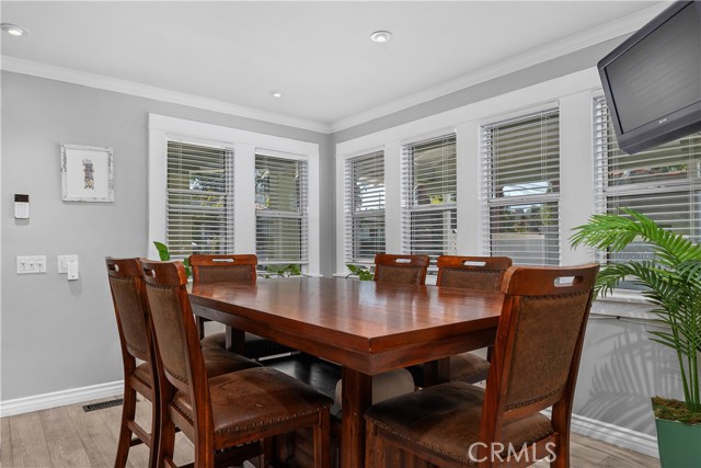 10739 Helendale photo 7