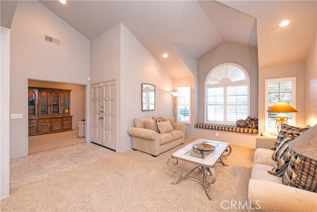 Detail Gallery Image 4 of 47 For 1750 Century Ave, Riverside,  CA 92506 - 4 Beds | 2 Baths