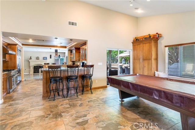 Detail Gallery Image 9 of 37 For 1381 Casey Ct, Upland,  CA 91784 - 3 Beds | 3/1 Baths