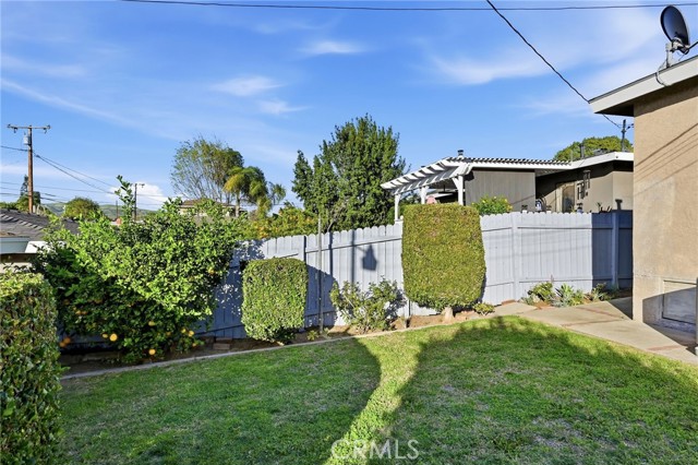 Detail Gallery Image 5 of 47 For 421 Sycamore Avenue, Brea,  CA 92821 - 2 Beds | 2 Baths