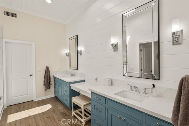 21891 Winnebago Lane, Lake Forest CA: https://media.crmls.org/medias/c8551648-26e2-440d-843f-325abaab6401.jpg