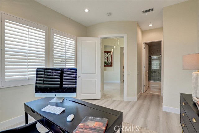 Detail Gallery Image 17 of 59 For 19002 Delaware St, Huntington Beach,  CA 92648 - 6 Beds | 5/1 Baths