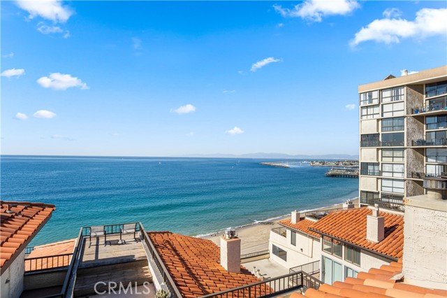 555 Esplanade, Redondo Beach, California 90277, 3 Bedrooms Bedrooms, ,3 BathroomsBathrooms,Residential,Sold,Esplanade,SB22021608