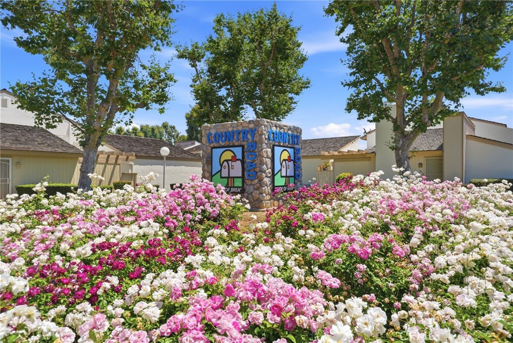 https://media.crmls.org/medias/c855edbf-23ff-44d0-ac94-78050ad514e2.jpg?preset=X-Large