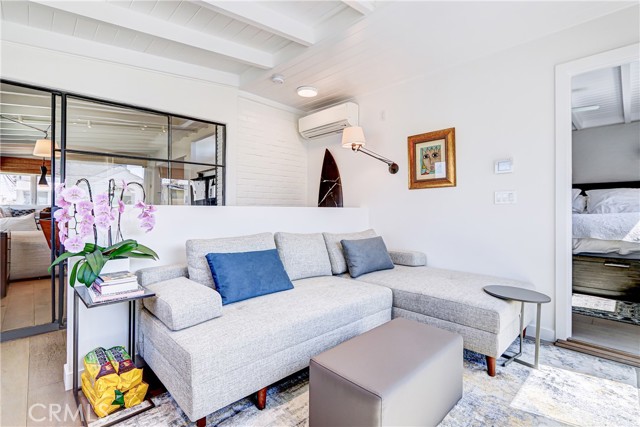 316 5th Street, Manhattan Beach CA: https://media.crmls.org/medias/c85702c0-dff5-435b-b2e4-de5fefbd12c1.jpg