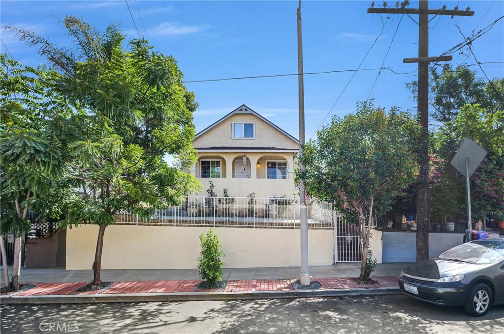 702 Cornwell
