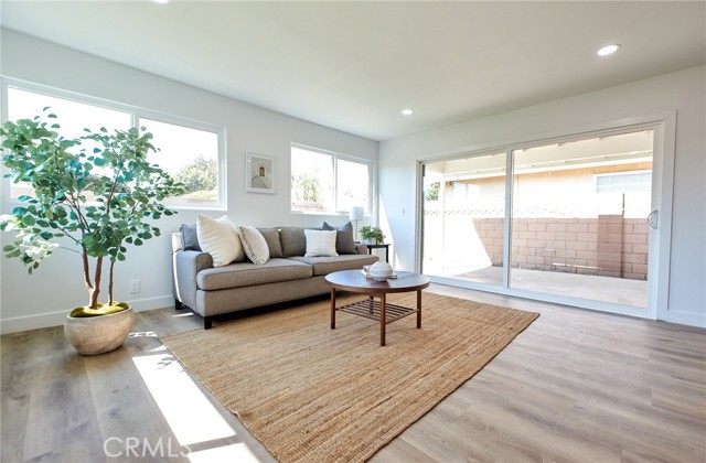 1403 N Siesta Avenue, La Puente CA: https://media.crmls.org/medias/c8584707-518d-46a3-b0e2-e30c66455b29.jpg
