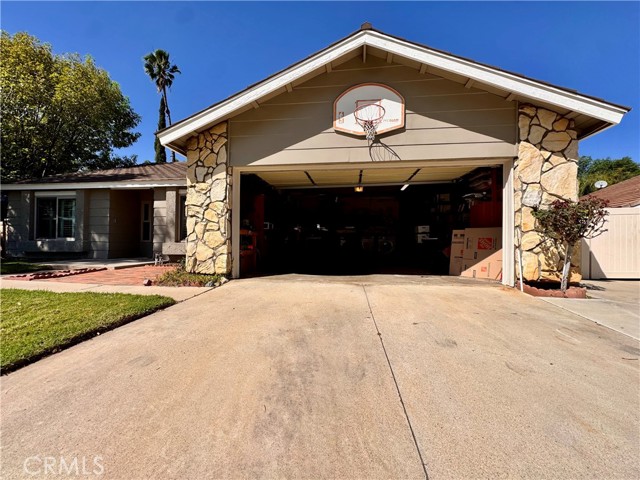 Detail Gallery Image 5 of 20 For 2442 Antelope, Corona,  CA 92882 - 4 Beds | 3 Baths