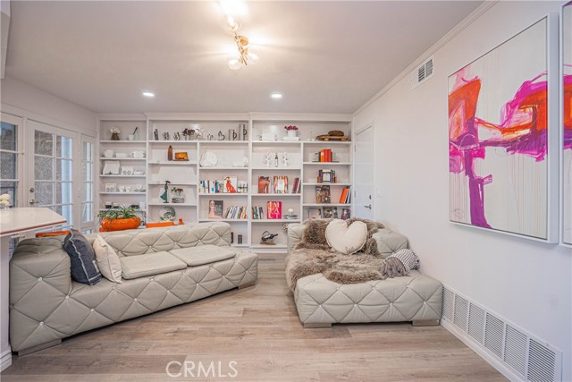 Detail Gallery Image 26 of 74 For 6117 E Garnet Cir, Anaheim Hills,  CA 92807 - 3 Beds | 3 Baths