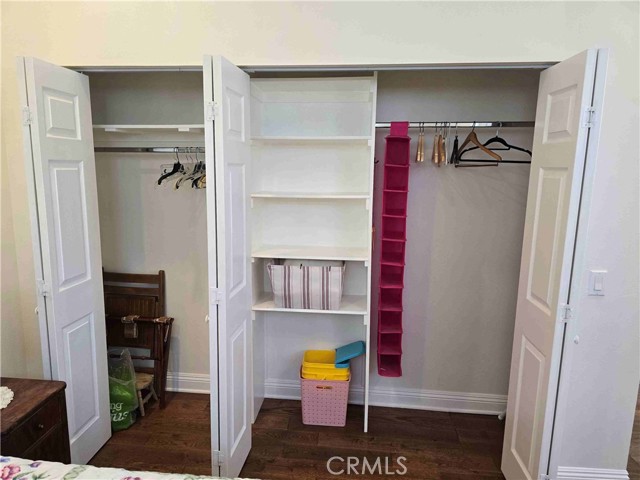 Detail Gallery Image 5 of 11 For 4309 N Country Club Ln, Long Beach,  CA 90807 - 1 Beds | 1 Baths