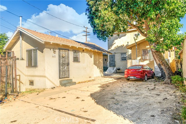 626 East 51st photo 8