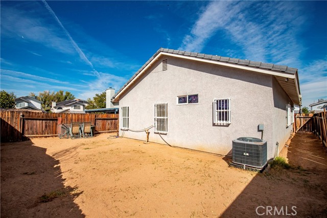 Detail Gallery Image 15 of 35 For 9912 Putter Ct, California City,  CA 93505 - 3 Beds | 2 Baths