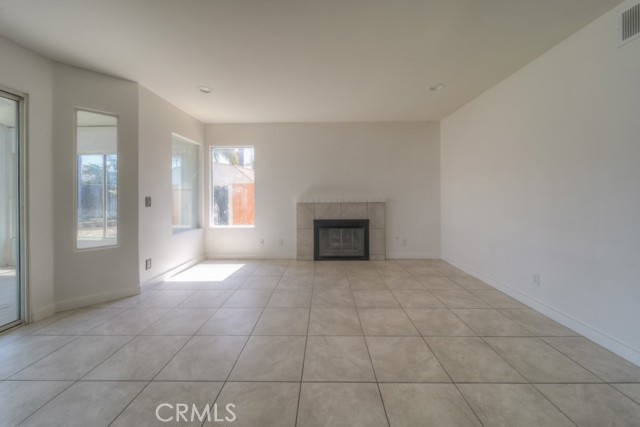 Detail Gallery Image 18 of 72 For 13220 Broken Bit Cir, Corona,  CA 92883 - 4 Beds | 2/1 Baths