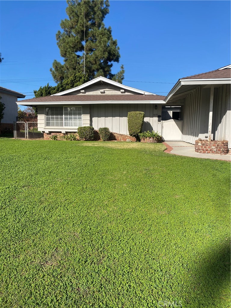 1651 E Retford St Street