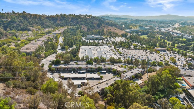 MLS #OC25265109 image #32