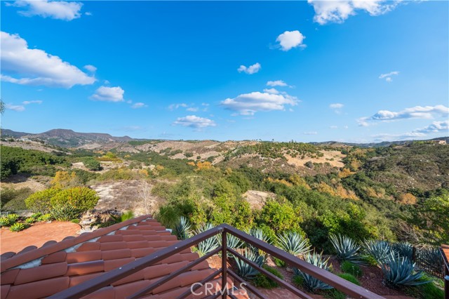23192 De Anza Road, Temecula CA: https://media.crmls.org/medias/c85bd756-a98e-4910-9a0e-6d2e3b4ff6ed.jpg