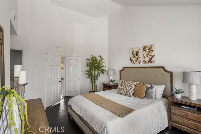 580 S Londerry Ln, Anaheim Hills CA: https://media.crmls.org/medias/c85bdcb8-8917-4553-ad8e-9f3a6f55d678.jpg