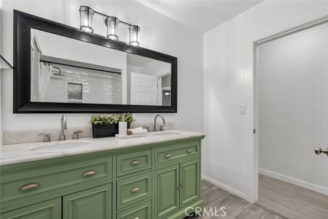 7228 Jamieson Avenue, Reseda CA: https://media.crmls.org/medias/c85d10f9-2ee8-4dfd-a965-e2dac3ad3501.jpg