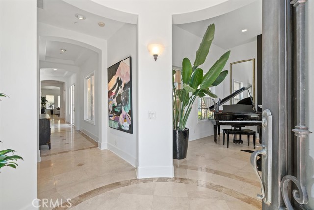 Detail Gallery Image 4 of 57 For 11823 Willard Ave, Tustin,  CA 92782 - 4 Beds | 3/1 Baths