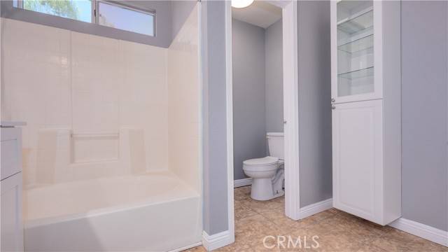 31695 Corte Avalos, Temecula CA: https://media.crmls.org/medias/c85d51d2-499e-43e4-baca-9ba64e09682f.jpg