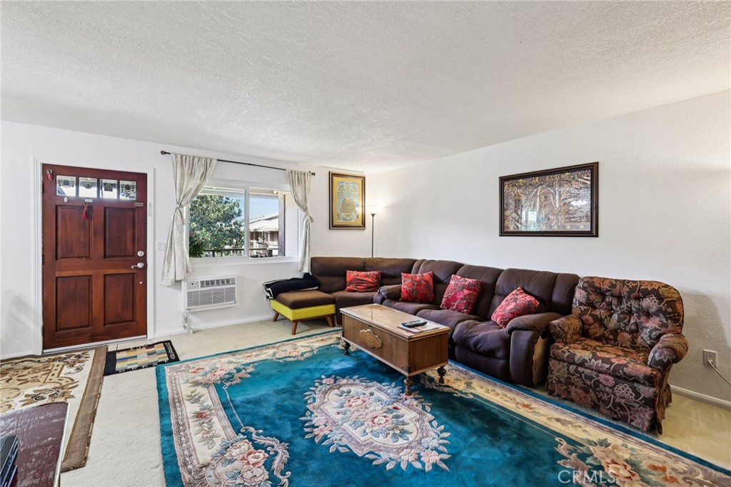 2094 Grand Ave - photo 5