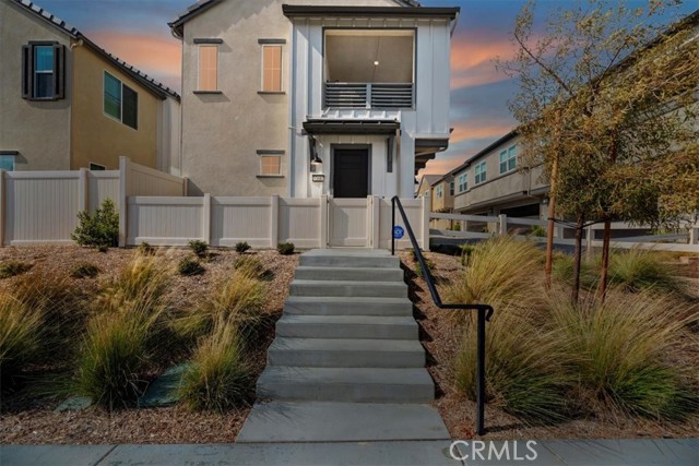 Detail Gallery Image 2 of 74 For 32687 Brunello, Temecula,  CA 92591 - 3 Beds | 2 Baths