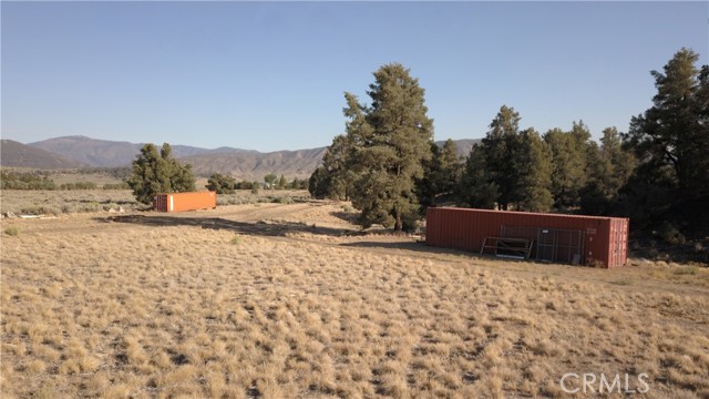 16469 Curtis Trail, Frazier Park CA: https://media.crmls.org/medias/c85e284b-dc0b-4eb1-a3db-10871d62a1c1.jpg