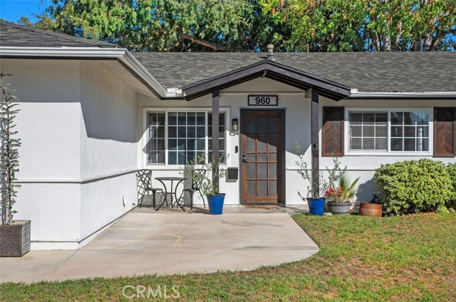 960 Barton Avenue photo 3