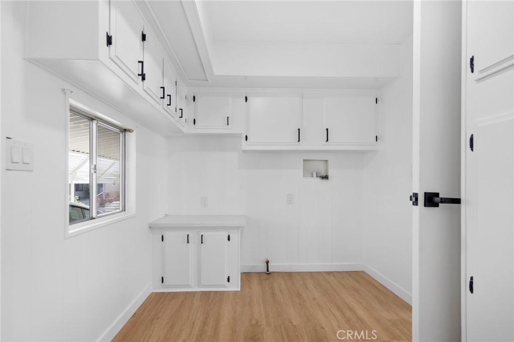 MLS #OC25240033 image #32