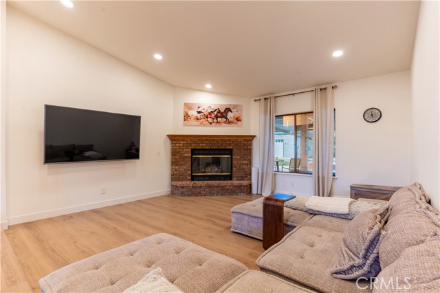 Detail Gallery Image 29 of 64 For 4255 Conestoga Dr, Lancaster,  CA 93536 - 4 Beds | 3 Baths