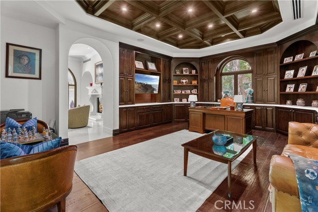Detail Gallery Image 11 of 41 For 1210 Chantilly, Los Angeles,  CA 90077 - 6 Beds | 8 Baths