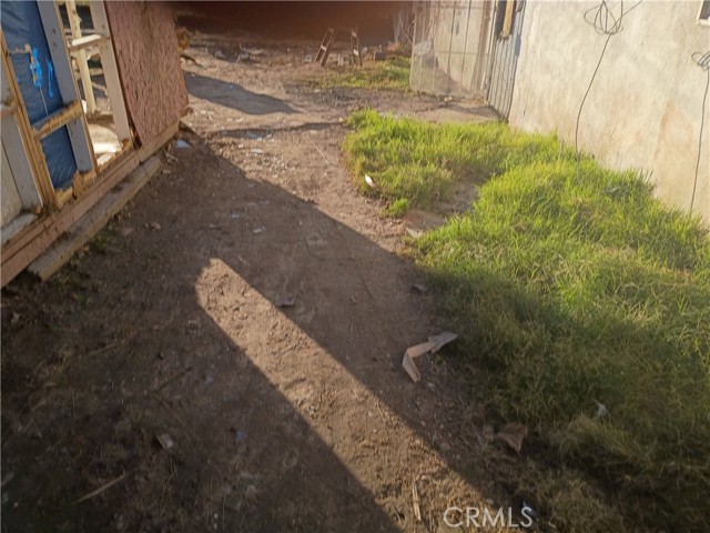 Detail Gallery Image 24 of 29 For 23983 E Central, San Bernardino,  CA 92408 - 3 Beds | 1 Baths