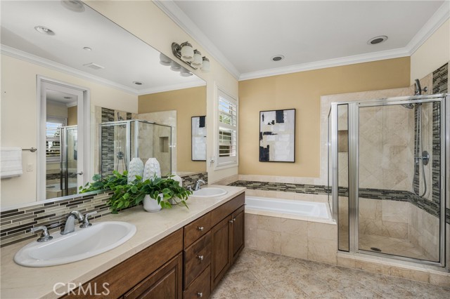 Image 35 of 62 For 20008 Villa Palazzo