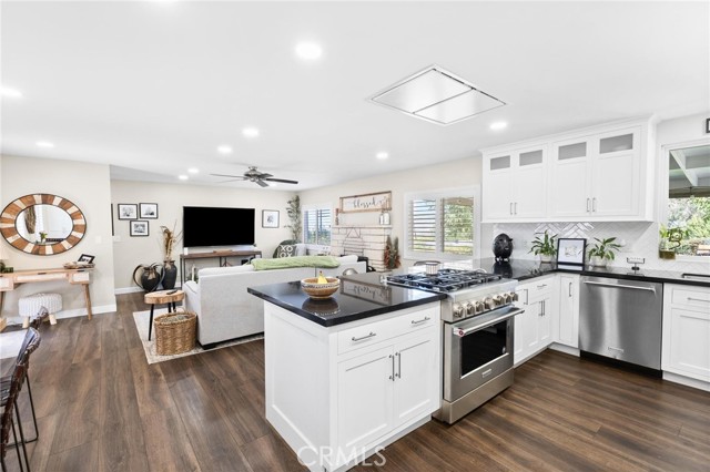 Detail Gallery Image 17 of 56 For 36126 Panorama Dr, Yucaipa,  CA 92399 - 3 Beds | 2 Baths