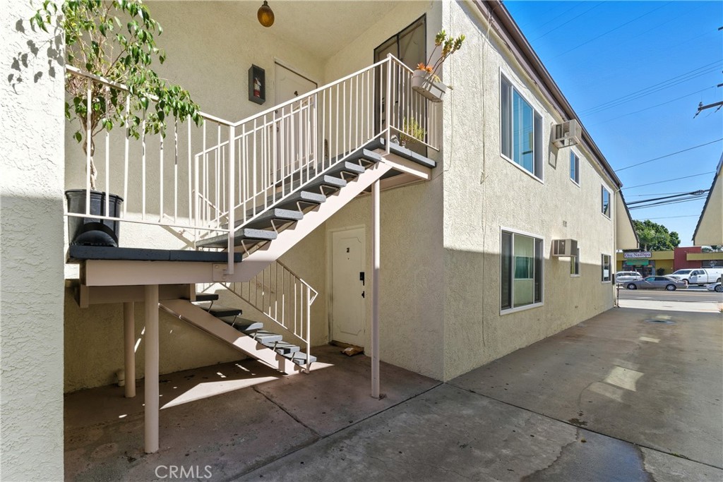 MLS #DW25241563 image #5
