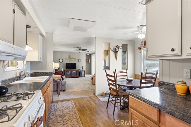 Detail Gallery Image 7 of 26 For 1595 Manzanita #47,  Chico,  CA 95926 - 2 Beds | 2 Baths