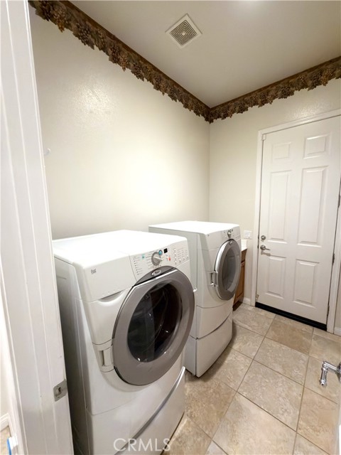 Detail Gallery Image 34 of 68 For 923 Union, Cherry Valley,  CA 92223 - 4 Beds | 3/1 Baths