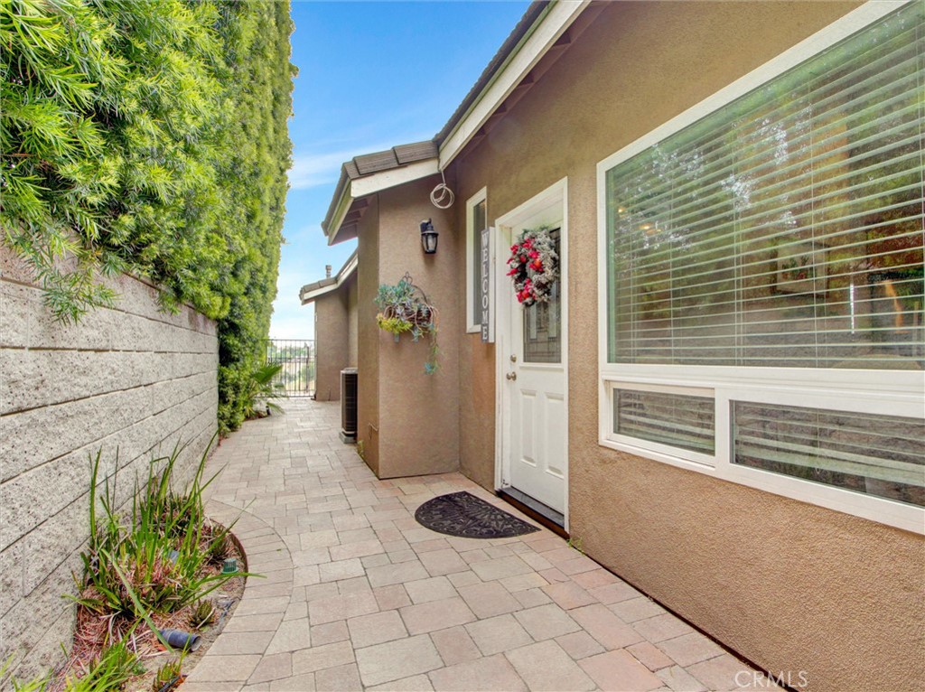 MLS #WS25134225 img 49