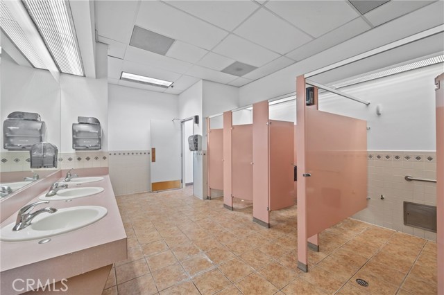 3333 S Diamond Canyon Road, Diamond Bar, California 91765, ,Commercial Lease,For Rent,3333 S Diamond Canyon Road,CRWS25034135