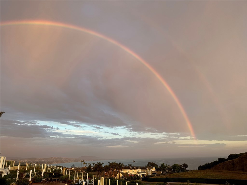 https://media.crmls.org/medias/c86318a0-dce3-46eb-b0c5-a74b9c60d9a6.jpg?preset=X-Large