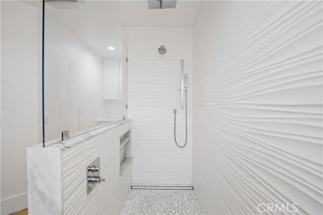Detail Gallery Image 37 of 45 For 506 Savona Way, Oak Park,  CA 91377 - 3 Beds | 2/1 Baths