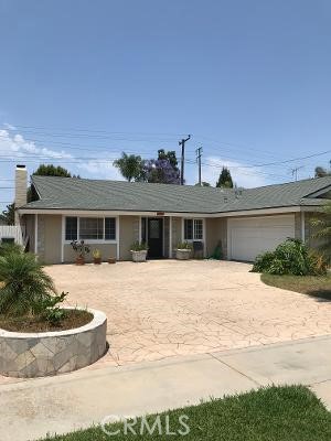 5611 Castle Dr, Huntington Beach, CA 92649