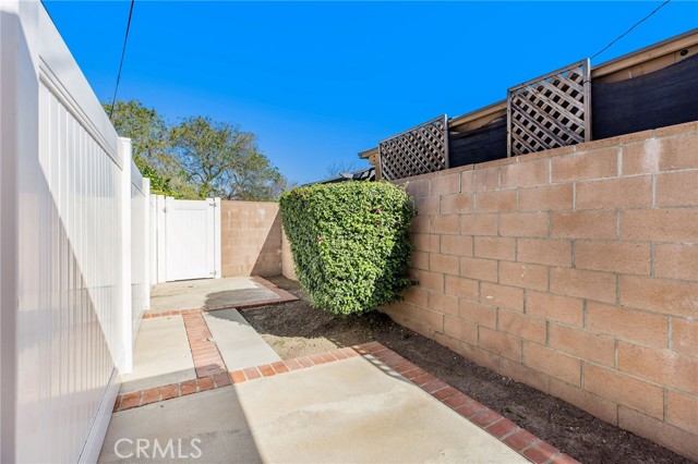 Detail Gallery Image 29 of 34 For 16642 Los Alimos St, Granada Hills,  CA 91344 - 4 Beds | 2/1 Baths