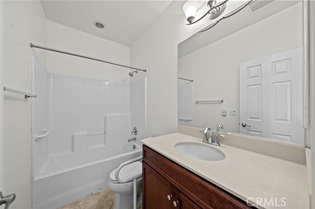 Detail Gallery Image 12 of 15 For 1486 Signal Peak, Beaumont,  CA 92223 - 2 Beds | 2 Baths