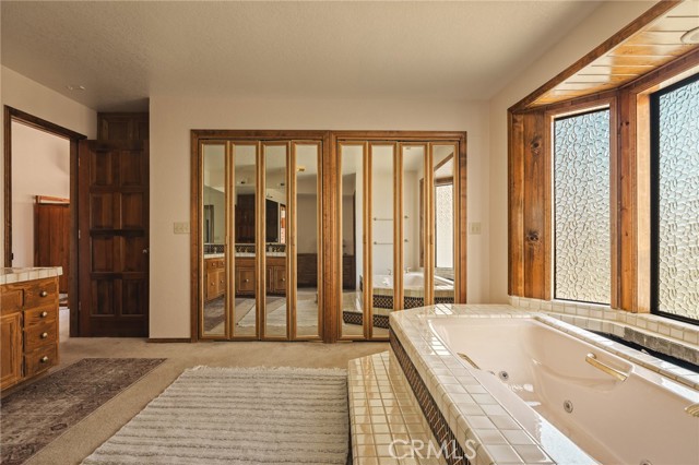 201 Grizzly, Lake Arrowhead, CA 92352