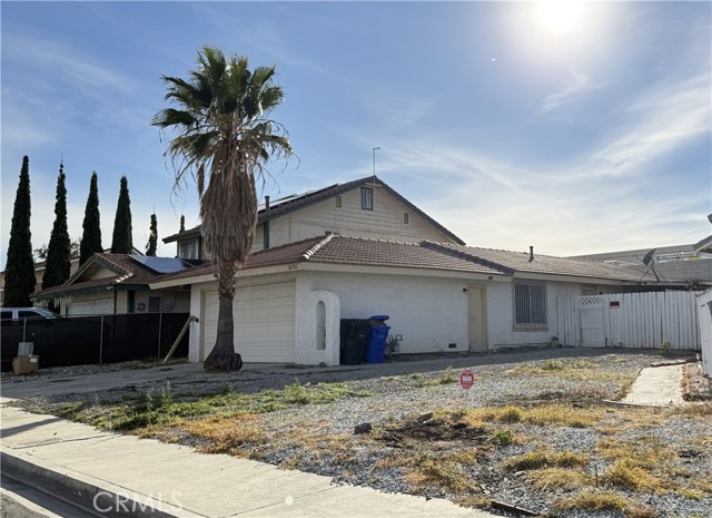 Detail Gallery Image 2 of 5 For 12192 Pluto Dr, Victorville,  CA 92392 - 1 Beds | 1 Baths