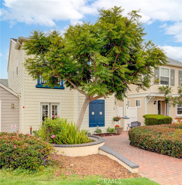 1800 Pacific Coast, Redondo Beach, California 90277, 4 Bedrooms Bedrooms, ,3 BathroomsBathrooms,Residential,Sold,Pacific Coast,SB21216257